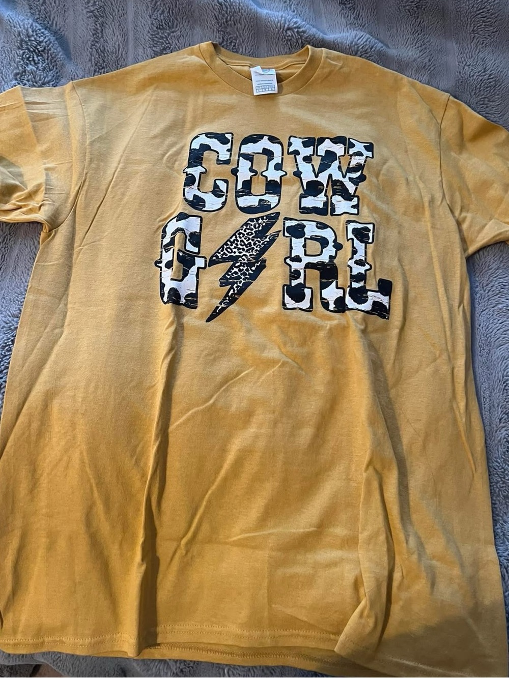 Cow Girl t-shirt. Large. Never worn!